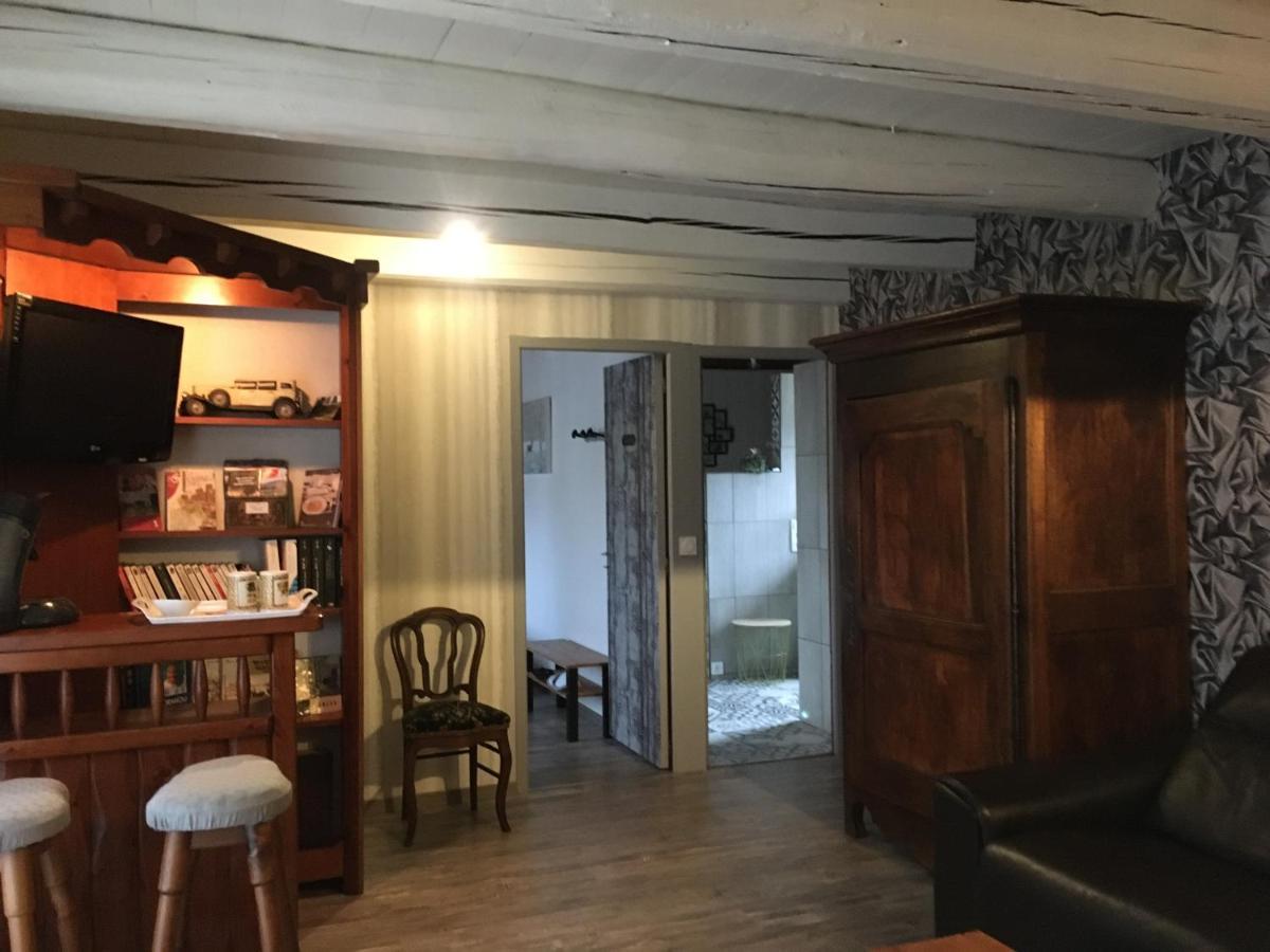Chambres D'Hotes Les Vergers De Louise Thiolieres Экстерьер фото